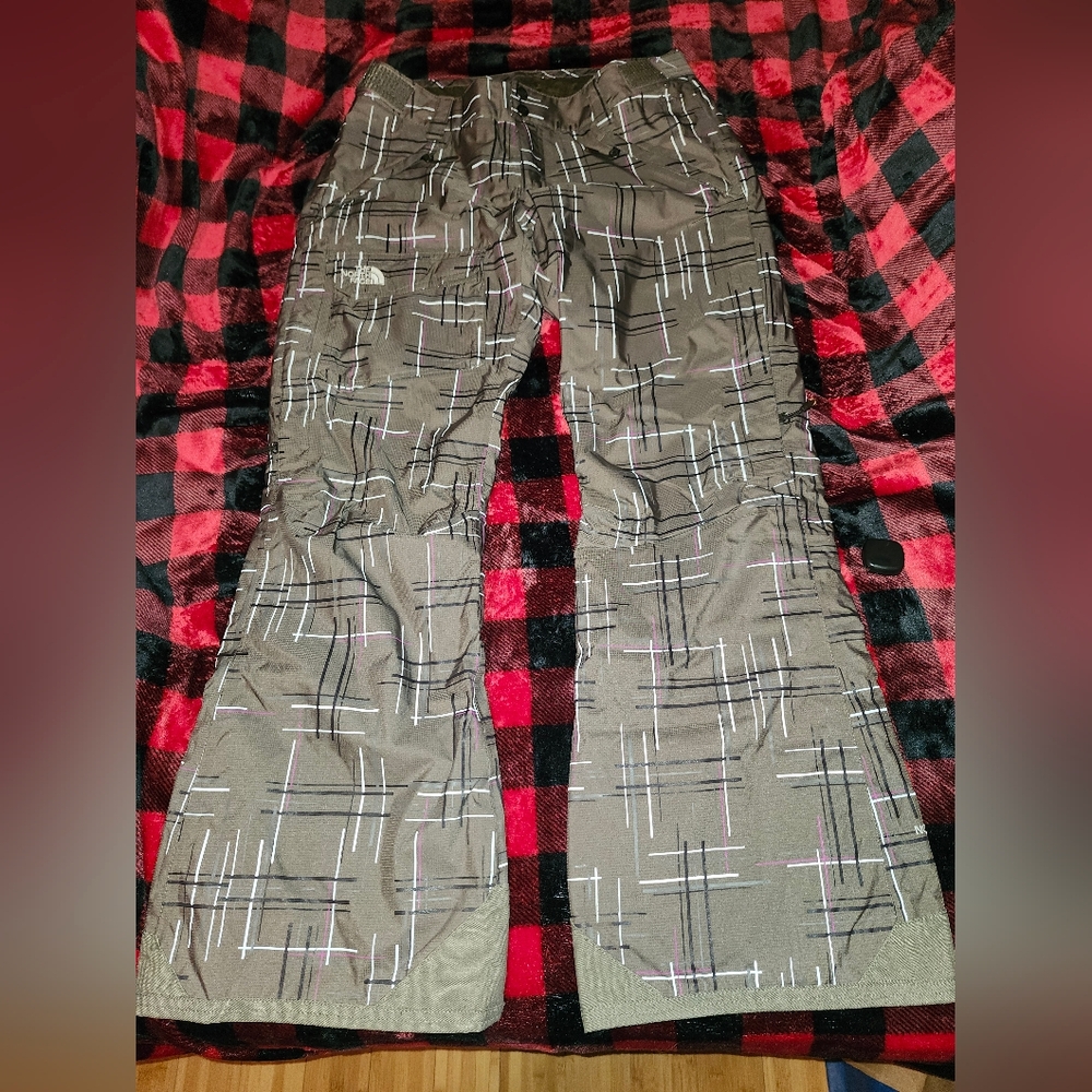 EUC The North Face Snow/ski Pants.